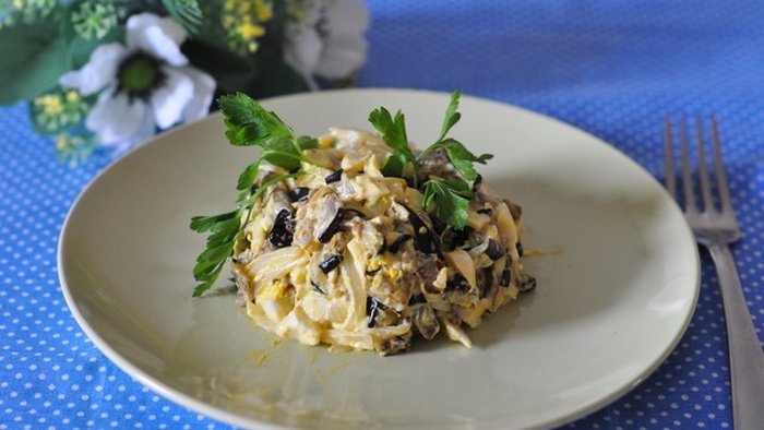 Рецепт салата из баклажанов с луком