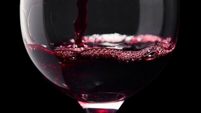 Вот как с легкостью распознать поддельное вино