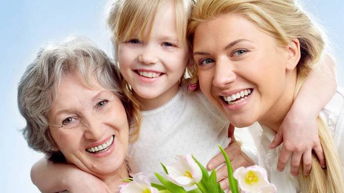 Десять фраз, которые никогда не слетят с уст любящей бабушки