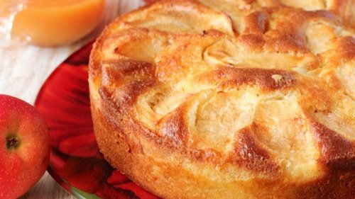 Какой пирог приготовить из свежих сладких яблок