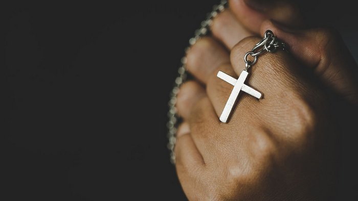 Чего нельзя делать с животворящим крестом