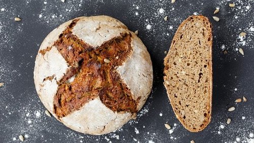 Почему хлеб кажется вкуснее, когда отламываешь