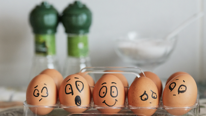 Как правильно выбирать и хранить яйца