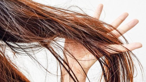 10 неожиданных советов по уходу за волосами для брюнеток