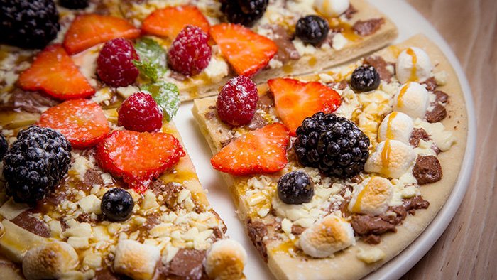 Пицца на десерт: фруктовые идеи