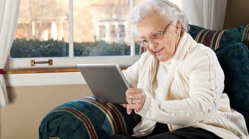 Знакомятся ли пожилые люди через интернет?