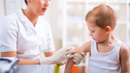 Как защитить ребенка от менингита
