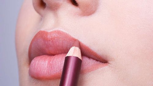Силикон отменяется учимся красить тонкие губы