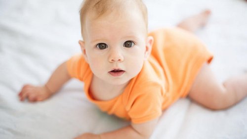 Развитие ребенка в 5 месяцев