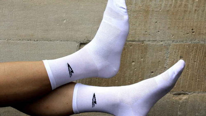 Белые носки — стираем правильно