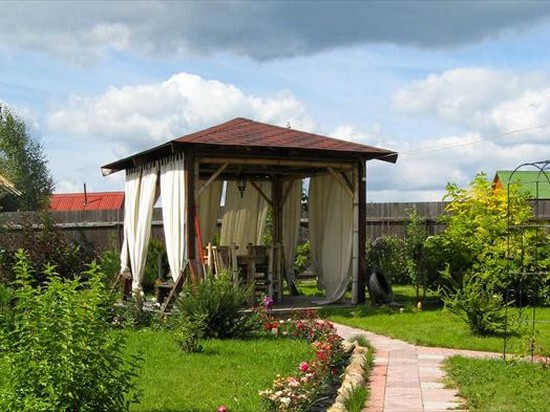 Уютная дача: как обустроить уголок отдыха в саду