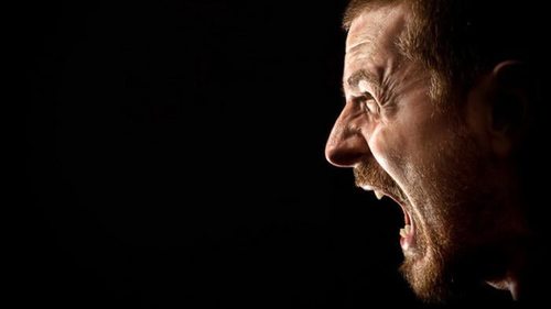 6 признаков, которые помогают распознать человека со злым сердцем