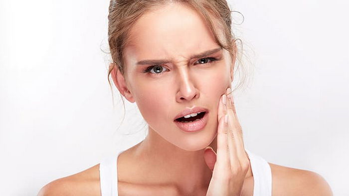 12 натуральных способов справиться с зубной болью без таблеток