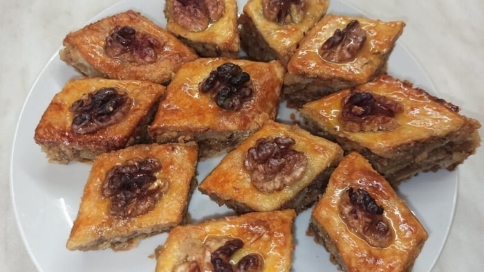 Пахлава по-армянски – королевский десерт