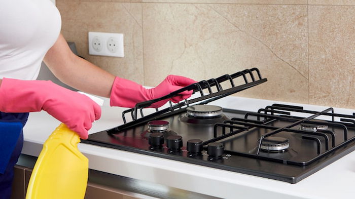 Как легко очистить газовую плиту?
