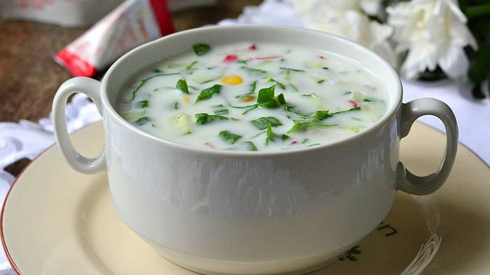 Низкокалорийный суп с крабовым мясом на кефире