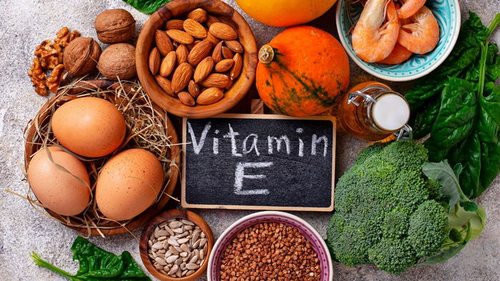 Зачем применять витамин Е для кожи