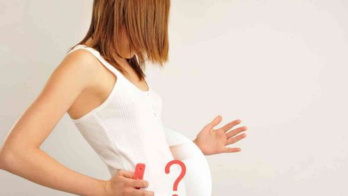 Газы или вздутие живота при беременности