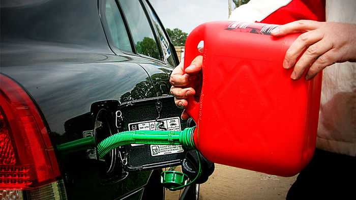 Как долго можно хранить бензин в канистре: не пренебрегайте важными правилами