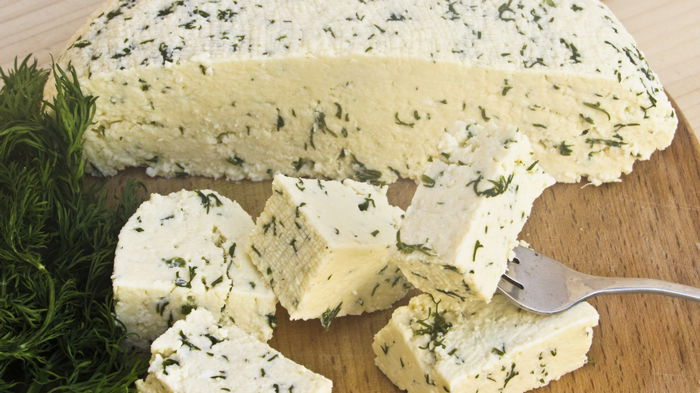 Как приготовить адыгейский сыр