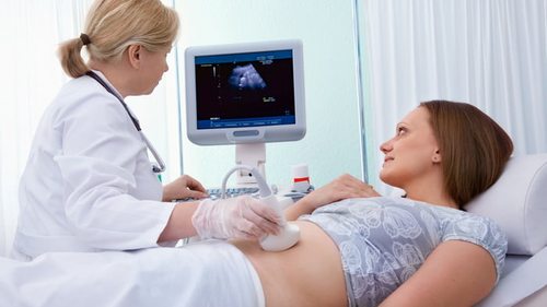 Когда делается первое УЗИ при беременности – вопрос абсолютно решенный