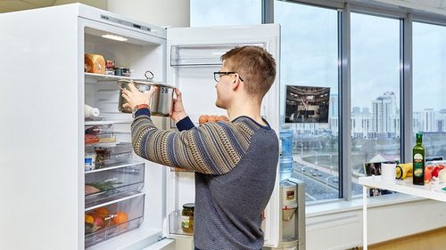 Почему нельзя ставить теплый суп в холодильник