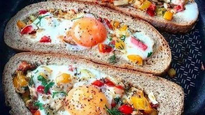 Невероятные горячие бутерброды: как приготовить сытный завтрак