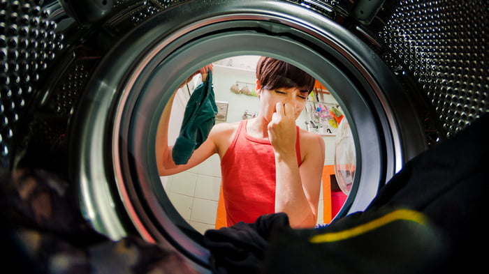 Устранение неприятного запаха в стиральной машине Indesit: инструкция и советы эксперта