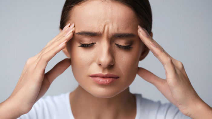 Как питаться, чтобы избавиться от мигрени: диетолог высказался о продуктах и диетах