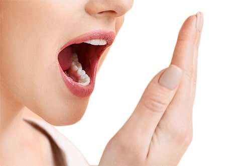 5 способов избавится от неприятного запаха изо рта