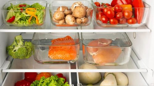 Не выбрасывайте их: список продуктов, которые можно заморозить и употребить позже