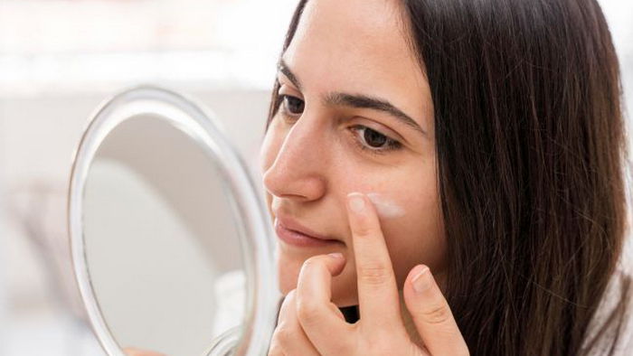 Быстро появятся морщины: топ-5 привычек, которые вредят коже лица