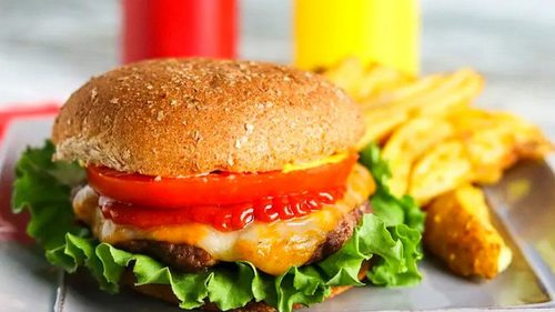 Гамбургер для фитнеса: делаем классический фастфуд не таким вредным