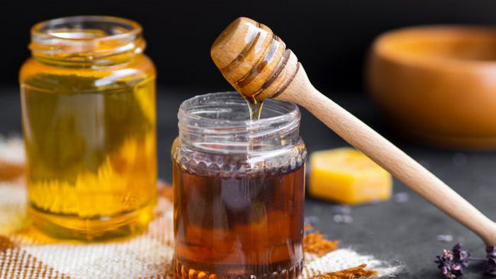Мед — панацея или просто сахар? Диетолог раскрыла всю правду о популярном продукте