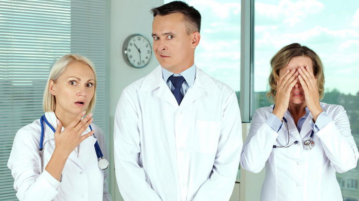 Все совсем не так: врачи развеяли 8 популярных мифов, возникших из фильмов