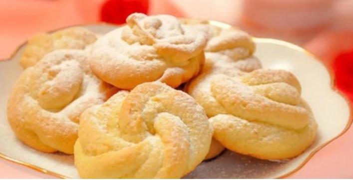 Хрустящее песочное печенье: как приготовить сладости через мясорубку