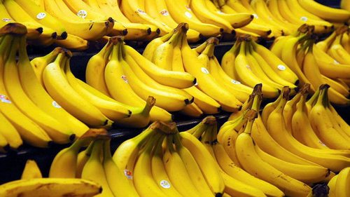 Как не купить бананы с пестицидами: что означают наклейки на фруктах