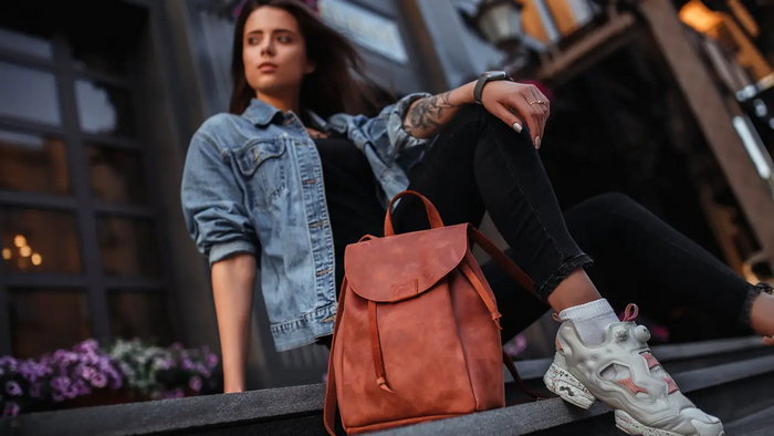 Жіночий рюкзак: купити ідеальний аксесуар