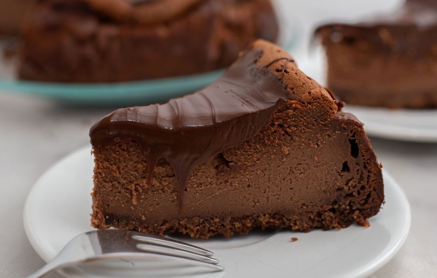 Тройной шоколадный чизкейк: простой рецепт