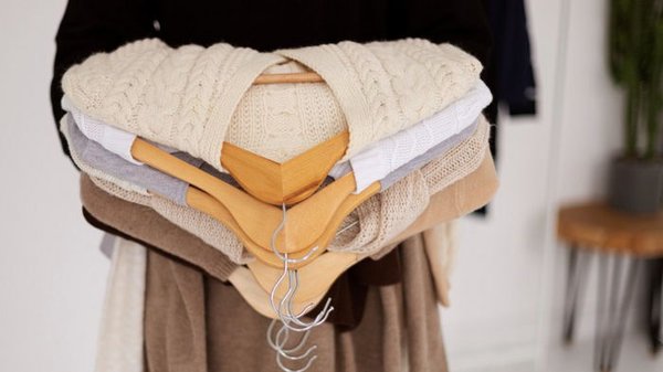 Чтобы не потерял форму: как правильно стирать и сушить кашемировый свитер