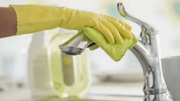 Как отмыть кран от известкового налета, чтобы он сиял чистотой: несколько простых способов