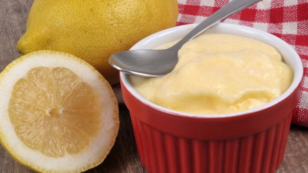 Лимонный пудинг: рецепт нежнейшего десерта к чаю