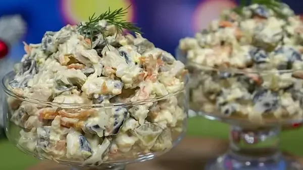 Вкусный сытный салат с мясом: рецепт пикантного блюда