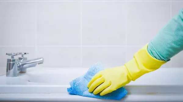 Главные табу и копеечные средства: как отмыть ванну дома правильн...