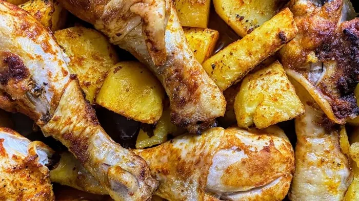 Идеальный ужин: рецепт курицы по-деревенски с картофелем