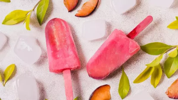 Натуральное клубничное мороженое: рецепт летних сладостей всего из двух ингредиентов