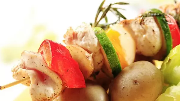 Как приготовить картофель с салом на шампуре: рецепт