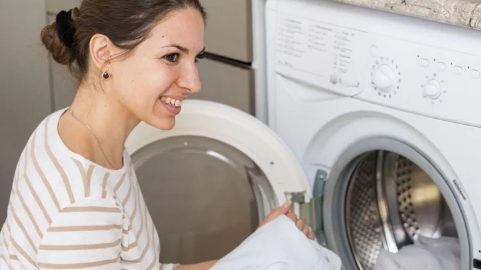 Почему нельзя держать дверцу стиральной машины открытой: это нужно запомнить раз и навсегда