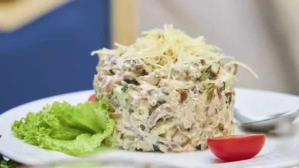 Салат с языком и грибами: рецепт вкусного блюда