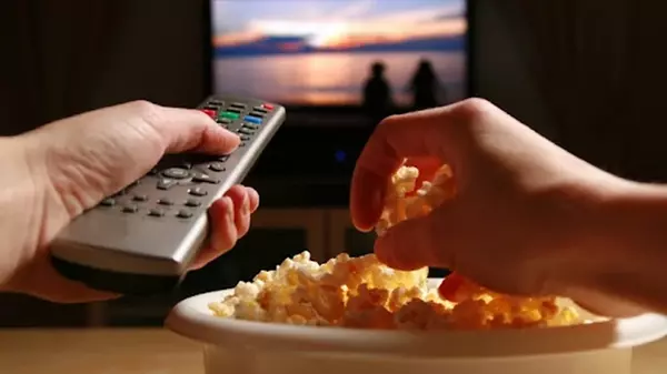 От мелодрам до комедий: 5 современных романтических фильмов, с которыми не будет скучно